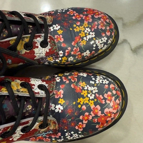 Dr Martens 1460 Pascal Boots Size 5 Floral Clash Wanderlust Red Purple - Picture 3 of 14